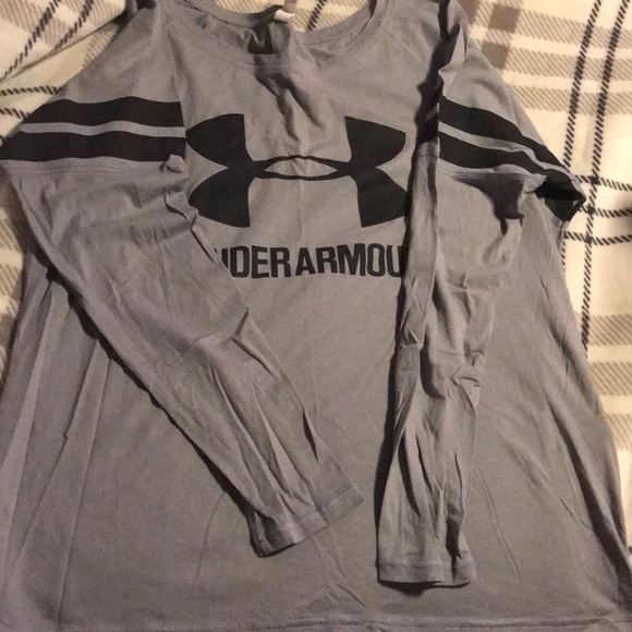 Under Armour long sleeve tshirt - Picture 2 of 7